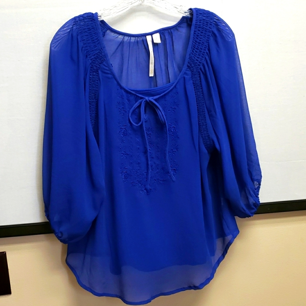 Blue blouse